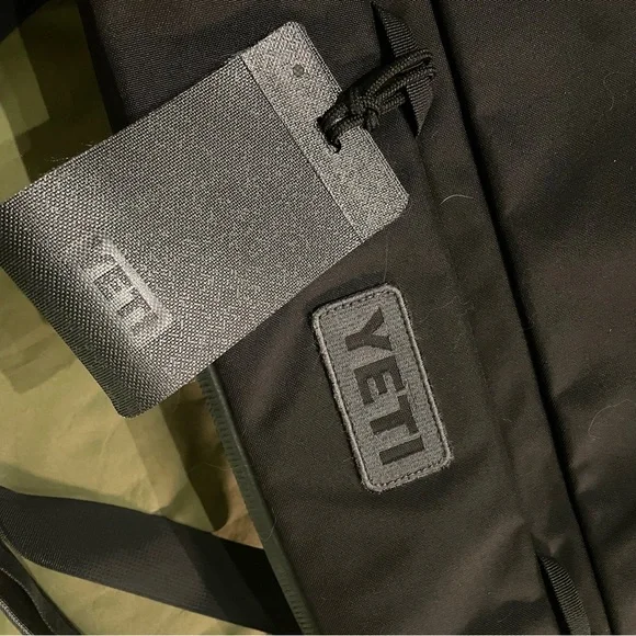 YETI Black Crossroads Duffle bag 40l - Picture 7 of 7